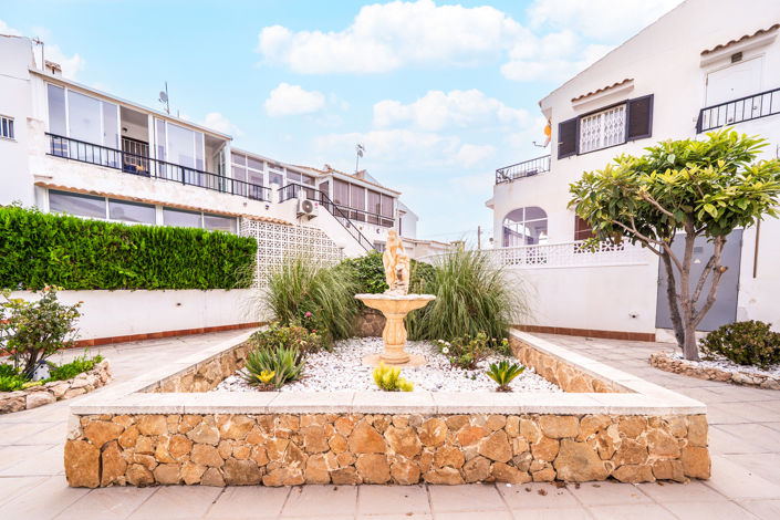 Image No.37-2 Bed Bungalow for sale