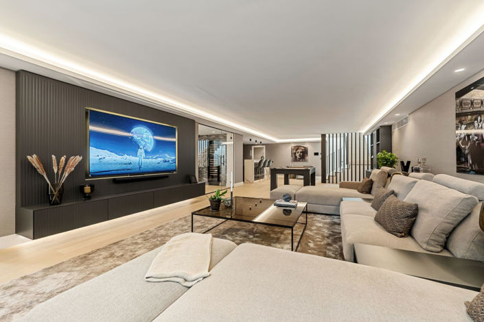 Image No.44-5 Bed Villa for sale