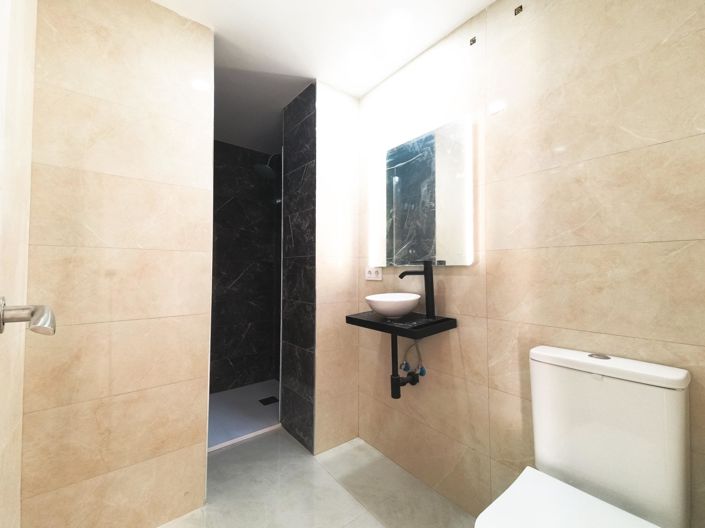 Image No.17-3 Bed Apartment for sale