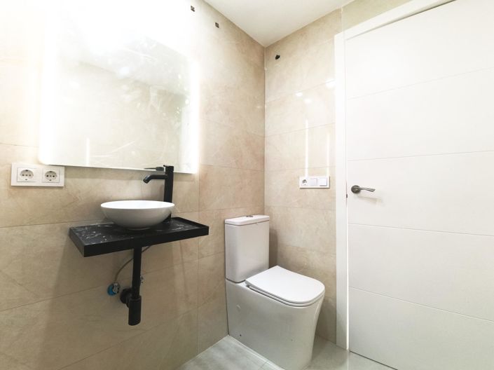 Image No.18-3 Bed Apartment for sale