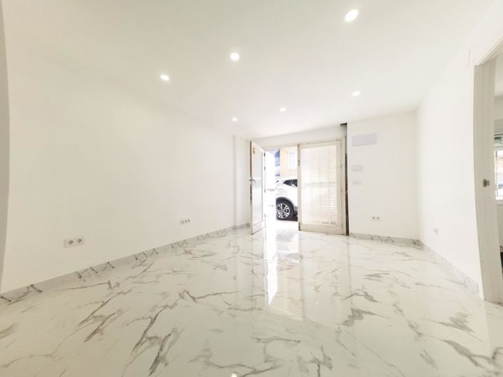 Image No.8-3 Bed Apartment for sale