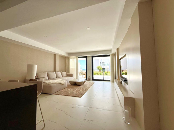 Image No.4-2 Bed Apartment for sale