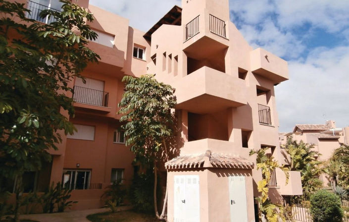 Image No.15-2 Bed Apartment for sale