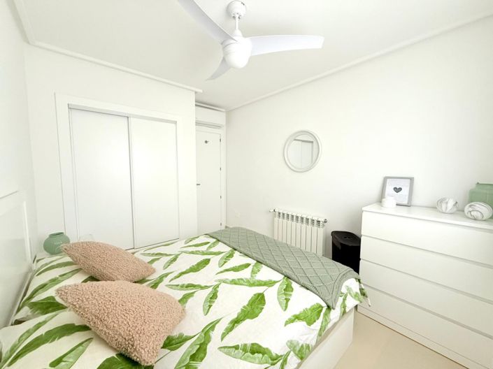 Image No.23-3 Bed Apartment for sale