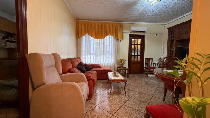 Image No.1-4 Bed Townhouse for sale