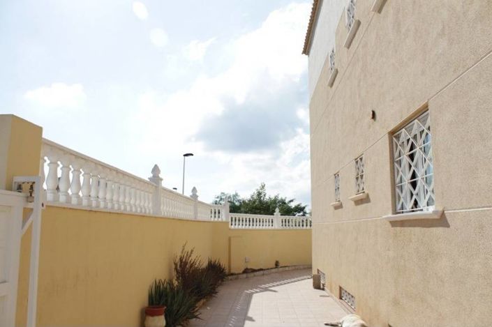 Image No.5-Villa de 6 chambres à vendre à Torrevieja