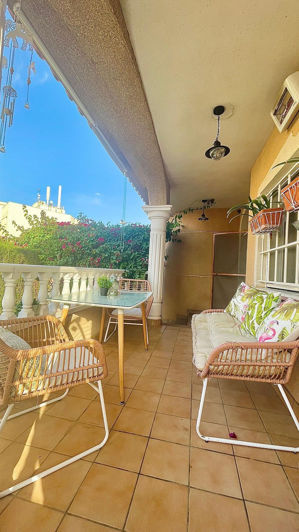 Image No.10-4 Bed House for sale