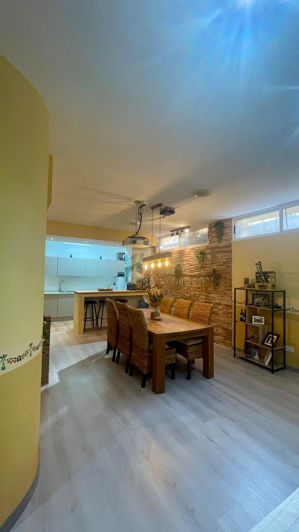 Image No.15-4 Bed House for sale