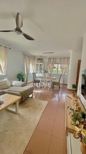 Image No.7-4 Bed House for sale