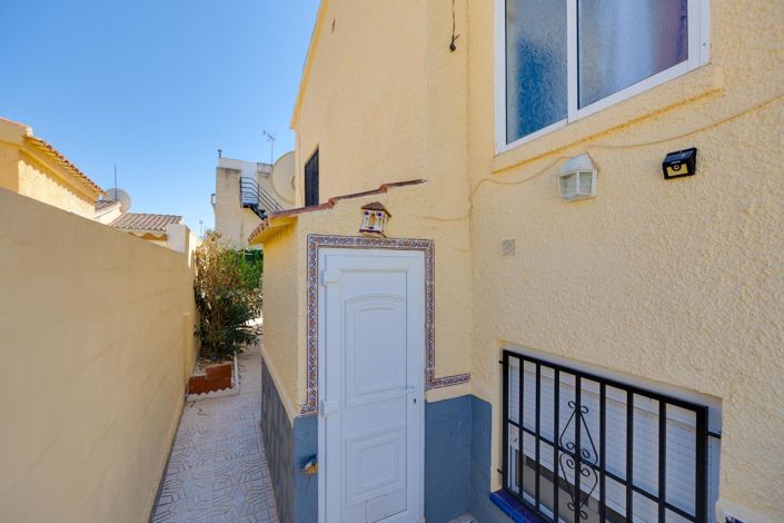 Image No.26-3 Bed Villa for sale