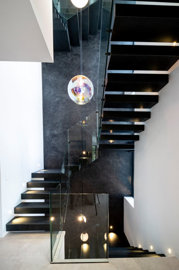 13-5fd73dea700db77384c091ca9818b1a9