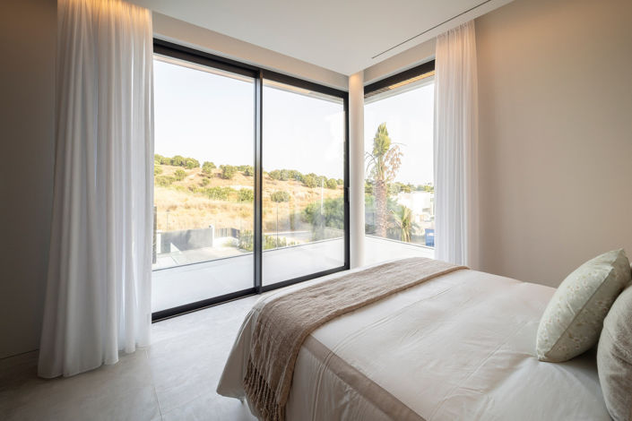 Image No.17-6 Bed Villa for sale