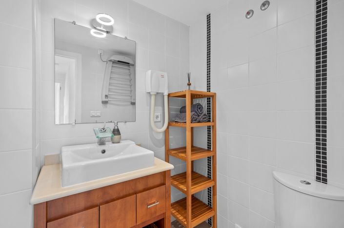 Image No.20-3 Bed Apartment for sale