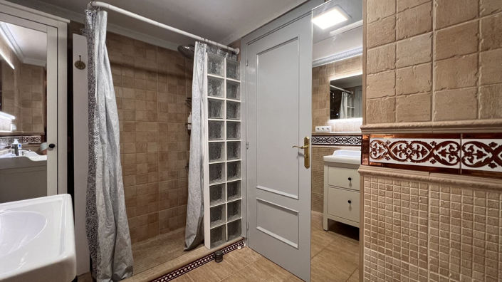 Image No.21-2 Bed Penthouse for sale