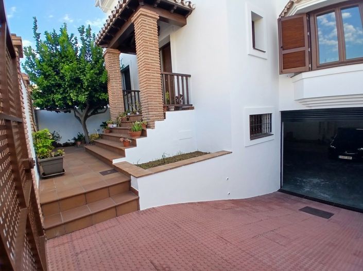 Image No.28-Villa de 4 chambres à vendre à Fuengirola