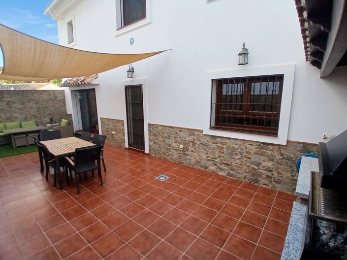 Image No.29-Villa de 4 chambres à vendre à Fuengirola