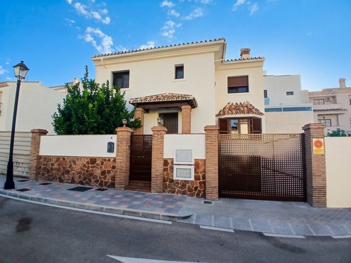 Image No.33-Villa de 4 chambres à vendre à Fuengirola