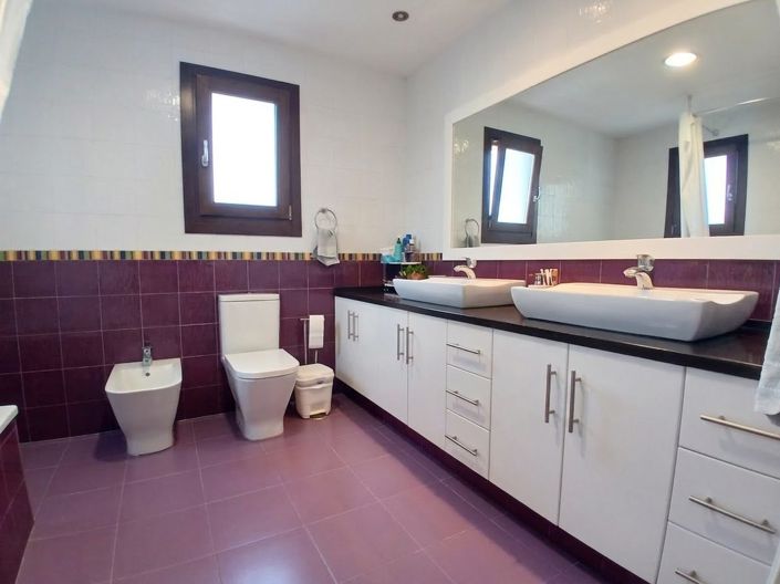 Image No.9-Villa de 4 chambres à vendre à Fuengirola