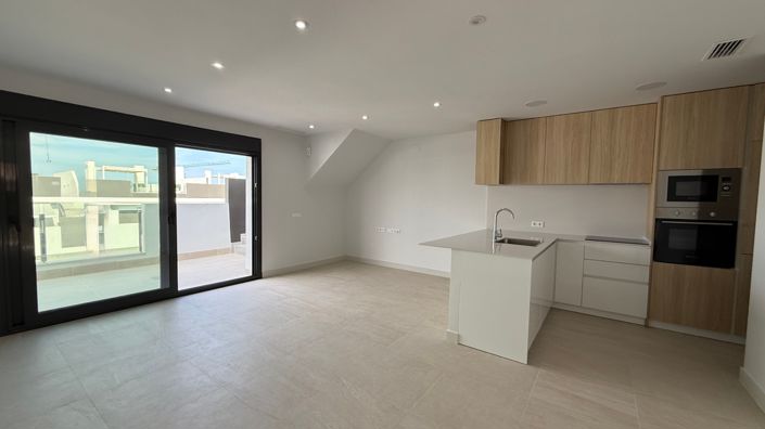 Image No.1-2 Bed Apartment for sale