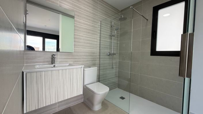 Image No.15-2 Bed Apartment for sale