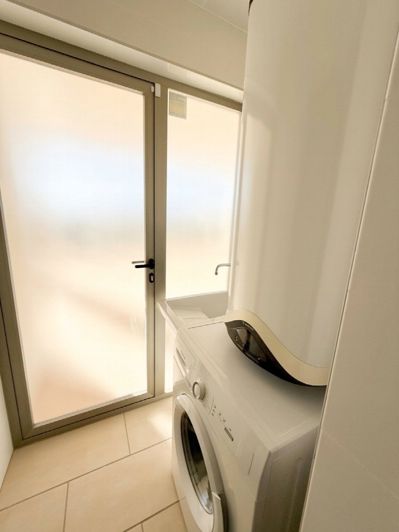 Image No.12-3 Bed Apartment for sale