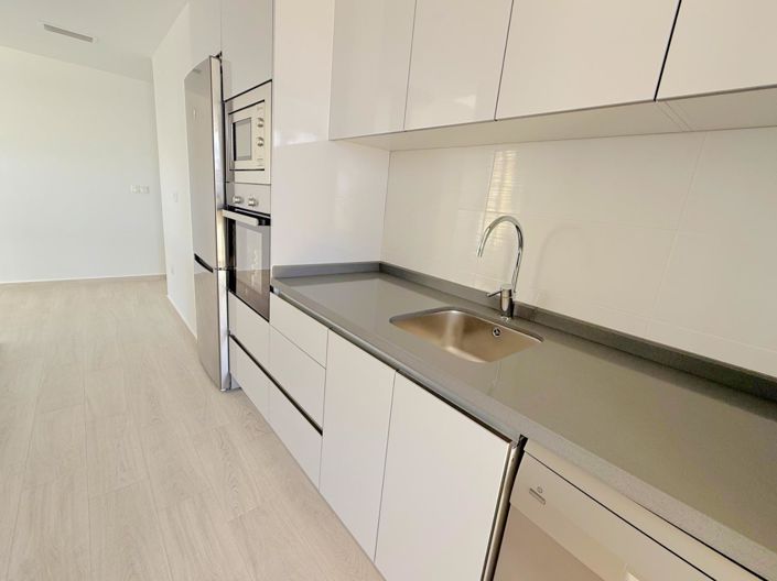 Image No.13-3 Bed Apartment for sale