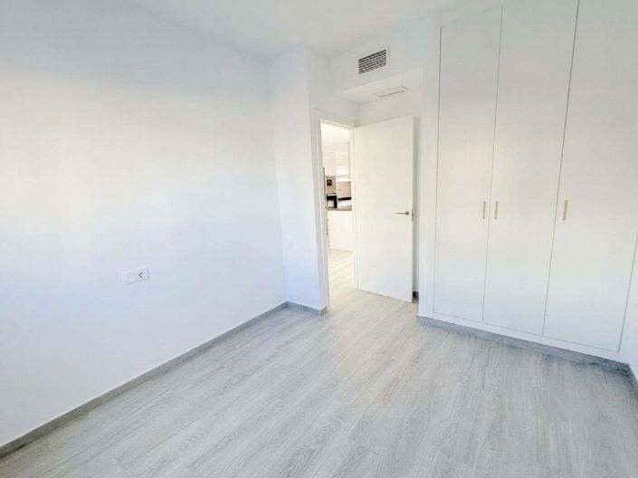 Image No.16-3 Bed Apartment for sale