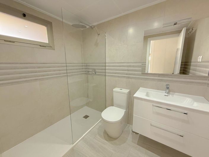 Image No.28-3 Bed Apartment for sale