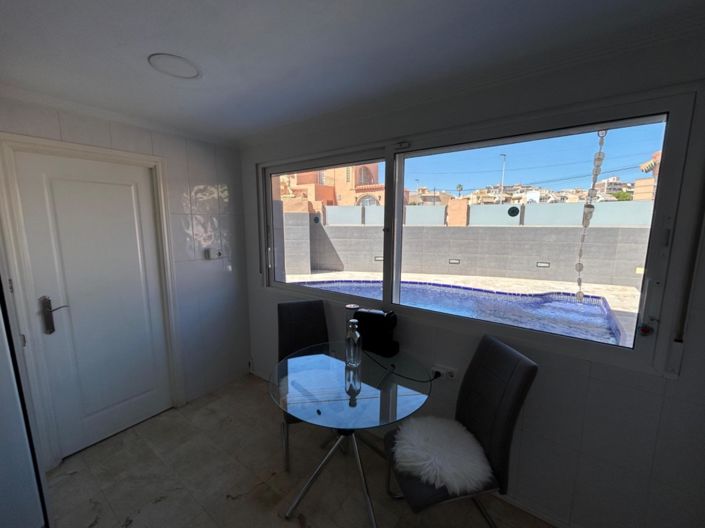 Image No.31-5 Bed Villa for sale