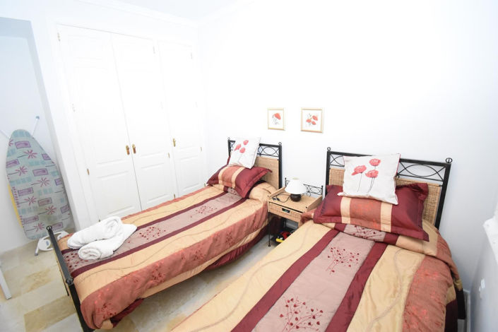 Image No.8-2 Bed Apartment for sale