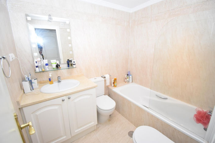 Image No.9-2 Bed Apartment for sale