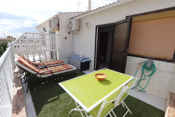 Image No.24-3 Bed Townhouse for sale