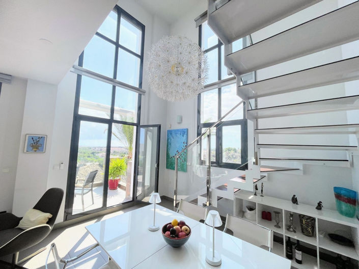 Image No.13-3 Bed Apartment for sale