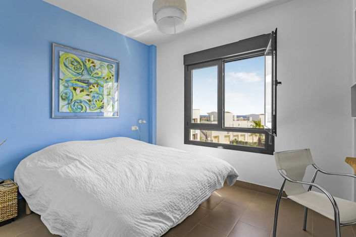 Image No.18-3 Bed Apartment for sale