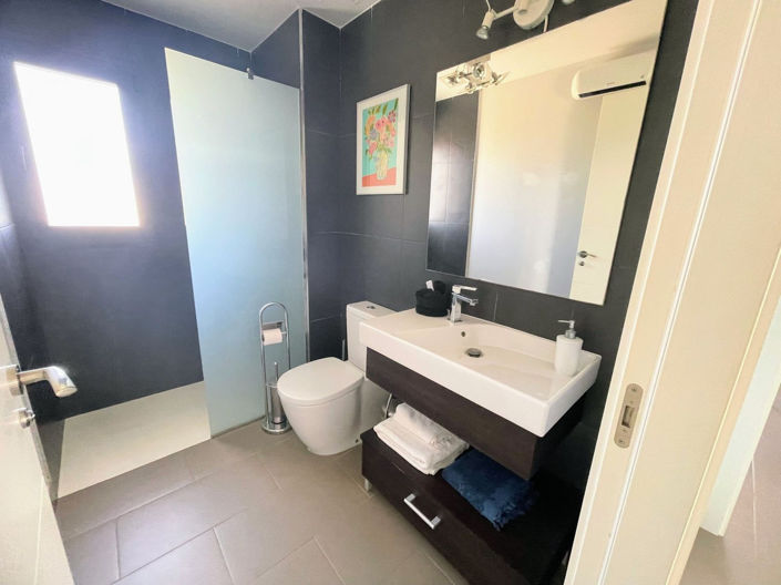 Image No.23-3 Bed Apartment for sale