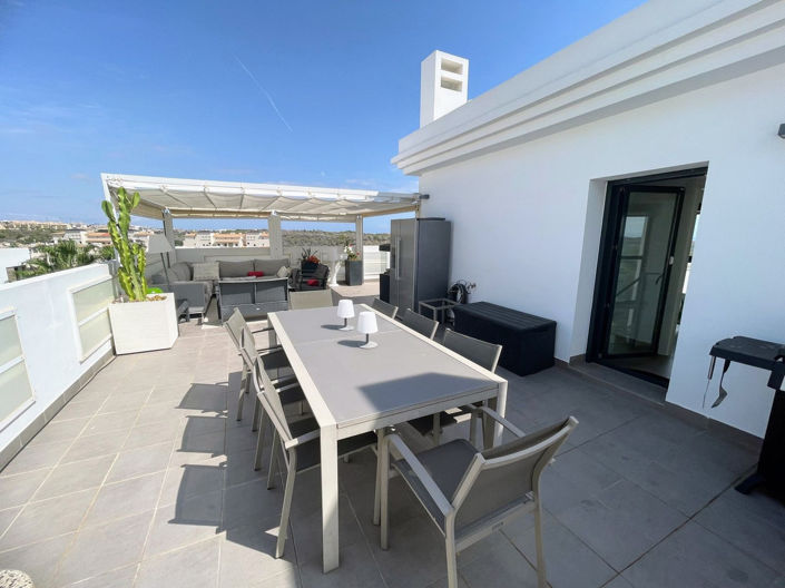 Image No.30-3 Bed Apartment for sale