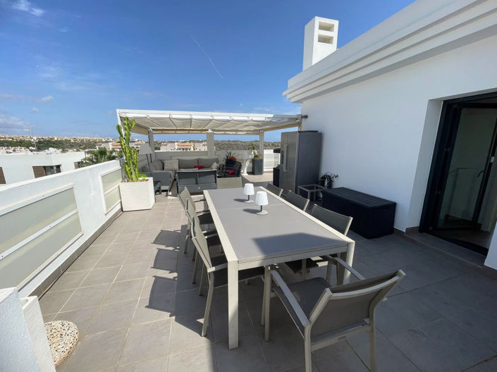 Image No.30-3 Bed Apartment for sale