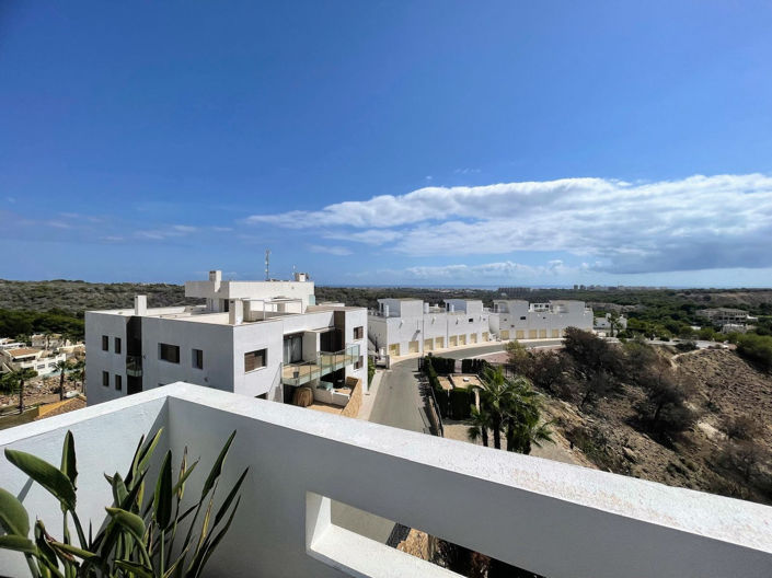 Image No.36-3 Bed Apartment for sale