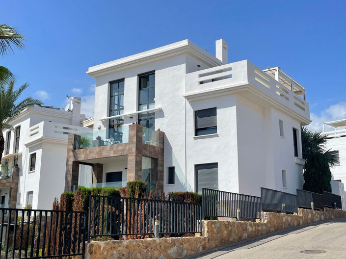 Image No.4-3 Bed Apartment for sale