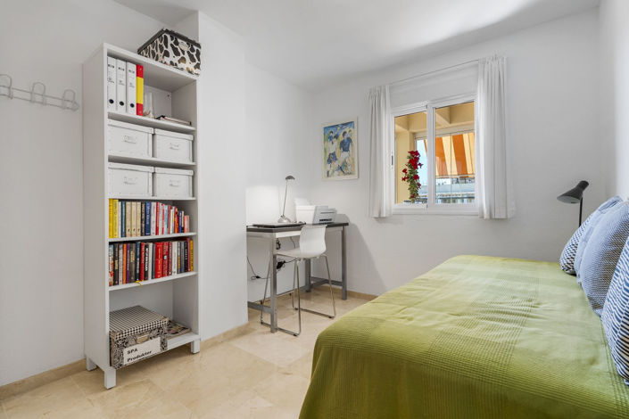 Image No.18-4 Bed Apartment for sale