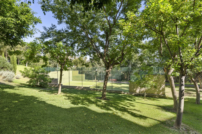 Image No.24-4 Bed Apartment for sale