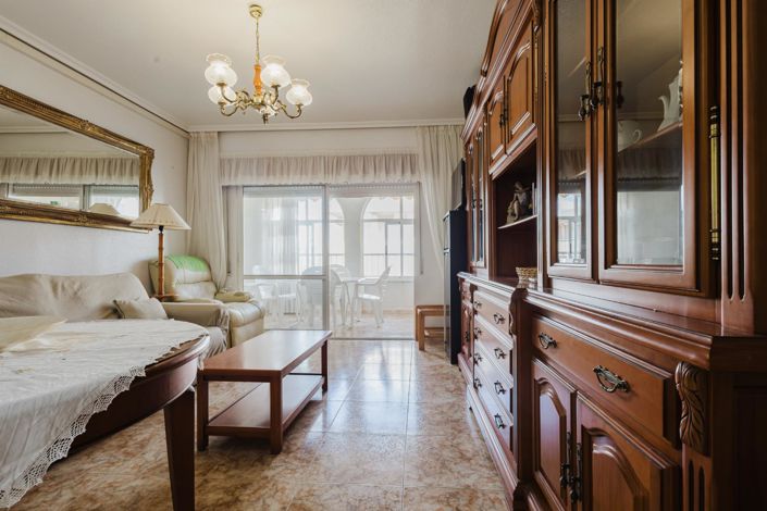 Image No.20-2 Bed Apartment for sale