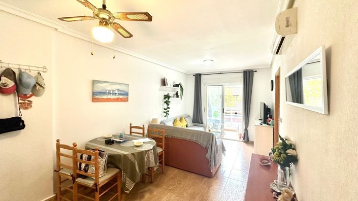 Image No.10-2 Bed Apartment for sale