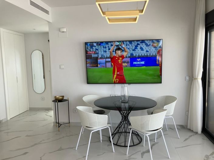 Image No.9-2 Bed Bungalow for sale