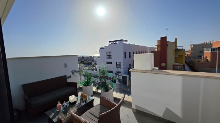 Image No.12-3 Bed Townhouse for sale