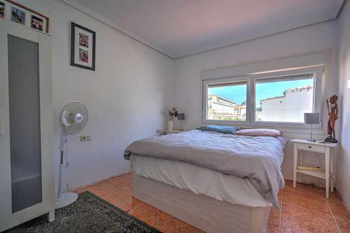 Image No.9-2 Bed Villa for sale