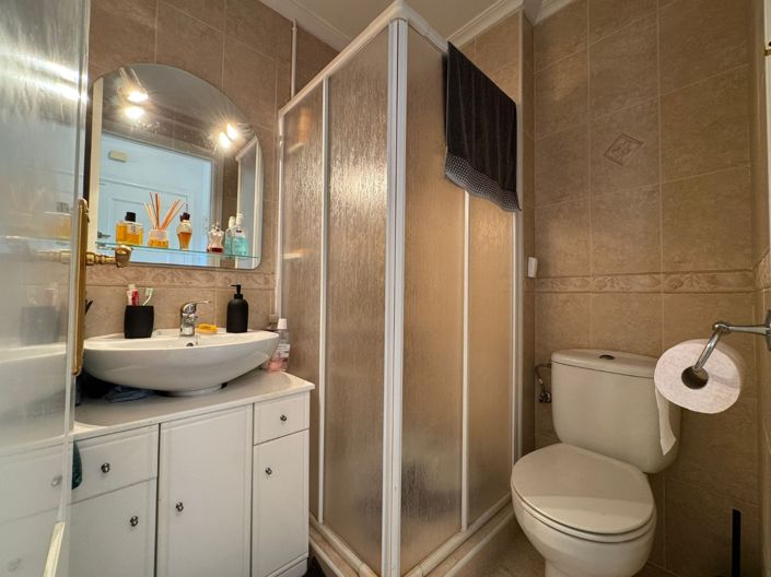 Image No.13-2 Bed Apartment for sale