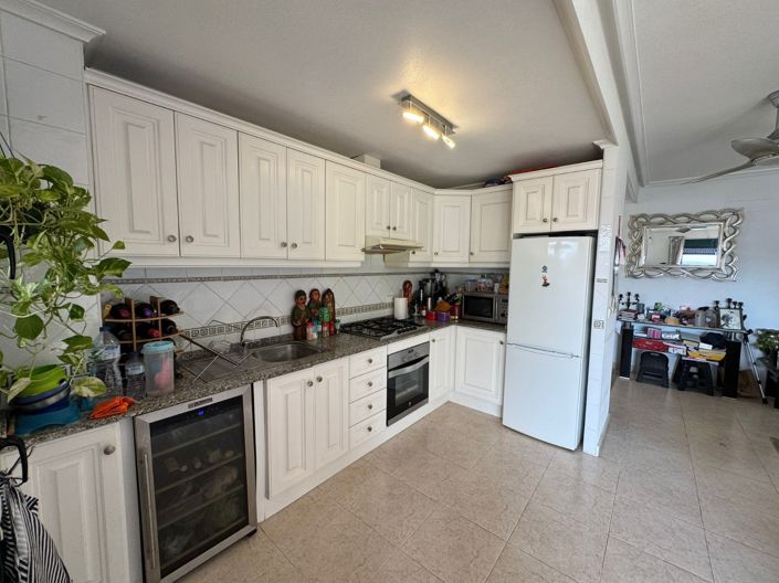 Image No.8-2 Bed Apartment for sale