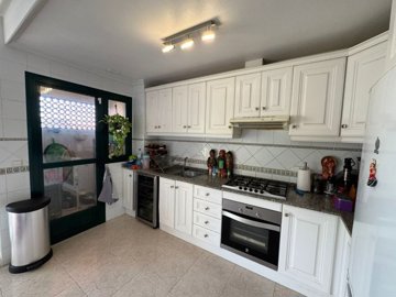 o1j6fvhnv01l0n14n5bu11clk1o12f