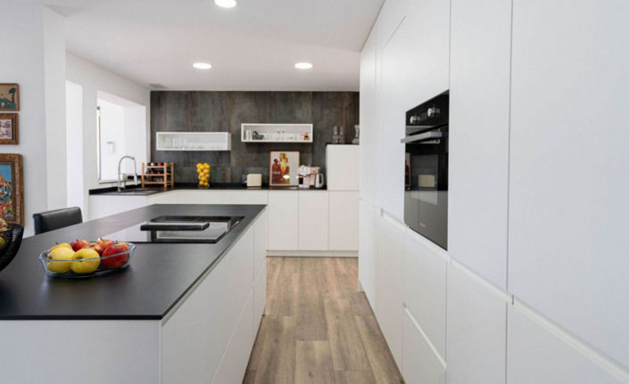 Image No.14-5 Bed House for sale